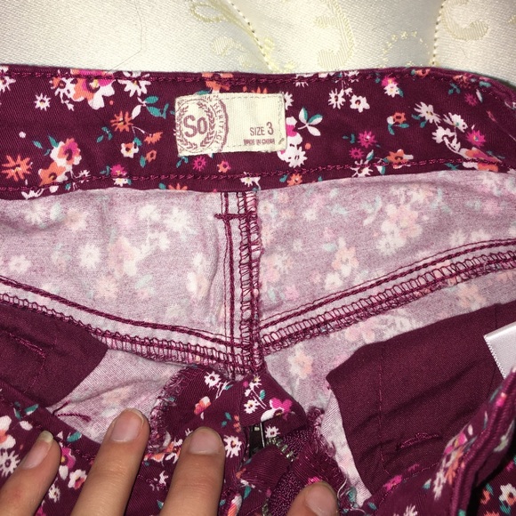 Shorts - Picture 7 of 8